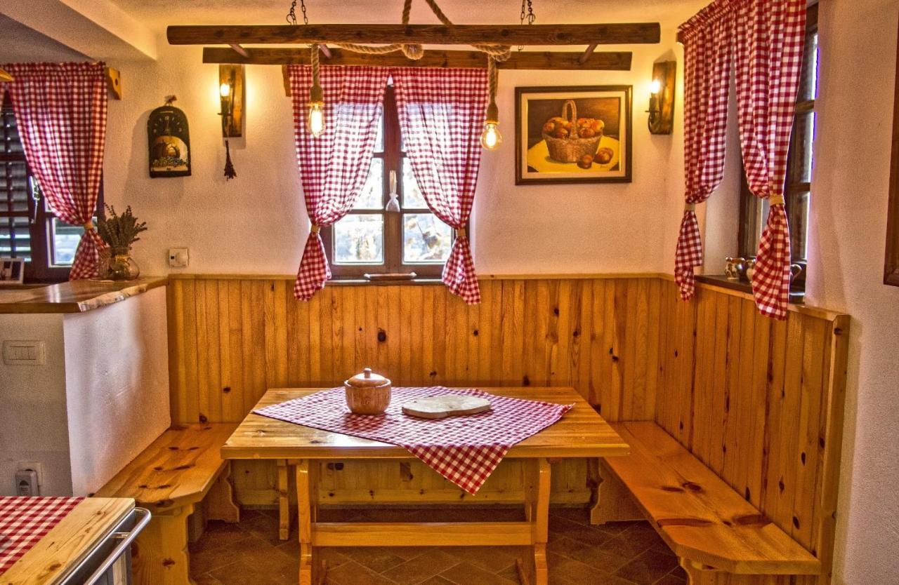 Vineyard Cottage Podrzaj Otočec Eksteriør bilde